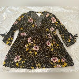 Motherhood Maternity Floral Shirt Blouse 3/4 length sleeve Top